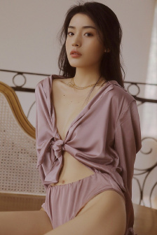 女性私密部位粉嫩